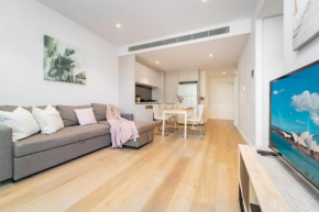 Sydney CBD lovely 2Br with pool BBQ Chinatown ICC, Sydney